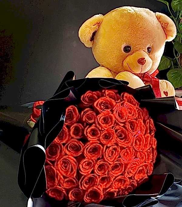 51 gül demeti ve ayıcık